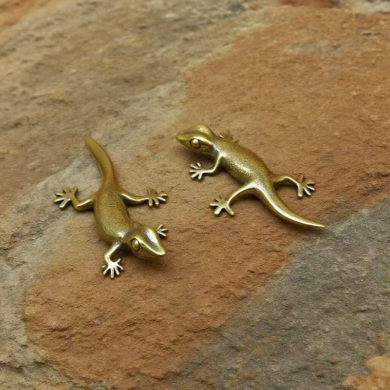 Handmade Bronze Retro Gecko Li - Home Or Office Use recension och pris